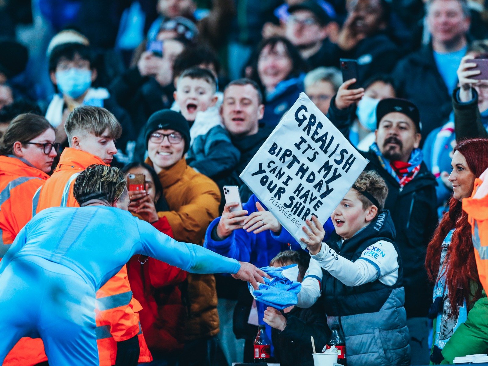 使得他可以 使得他可以